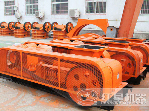 對輥破碎機(jī)廠家/河南對輥式破碎機(jī)/鄭州對輥破