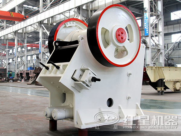 小型顎式碎石機(jī)