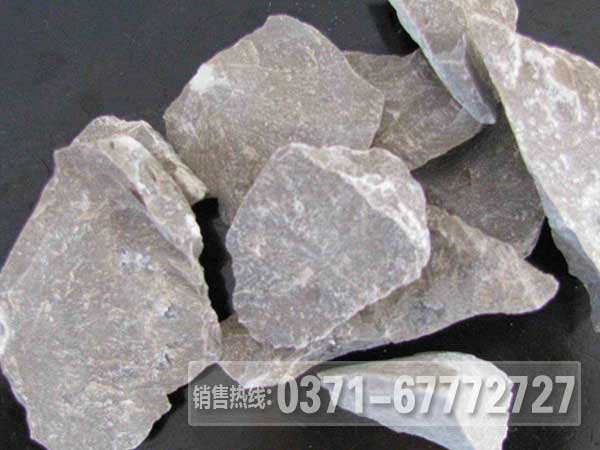 石灰石破碎，優(yōu)選河南石頭顎式破碎機