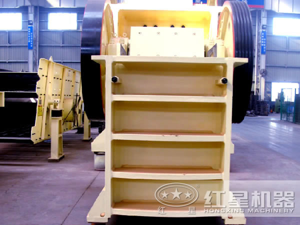 顎式細(xì)碎機(jī)