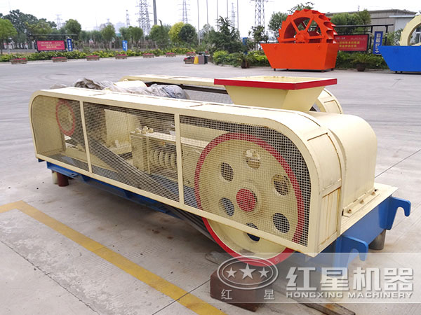 對(duì)輥式破碎機(jī)如何選購