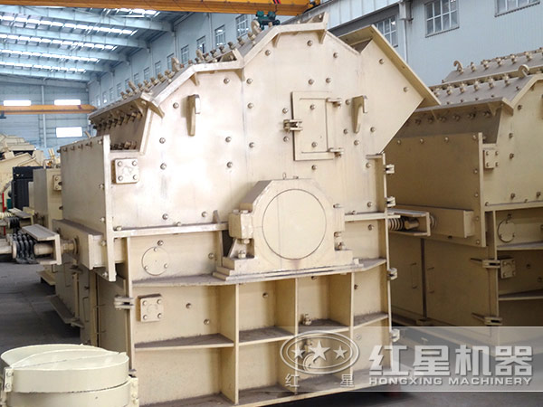 玄武巖細碎機