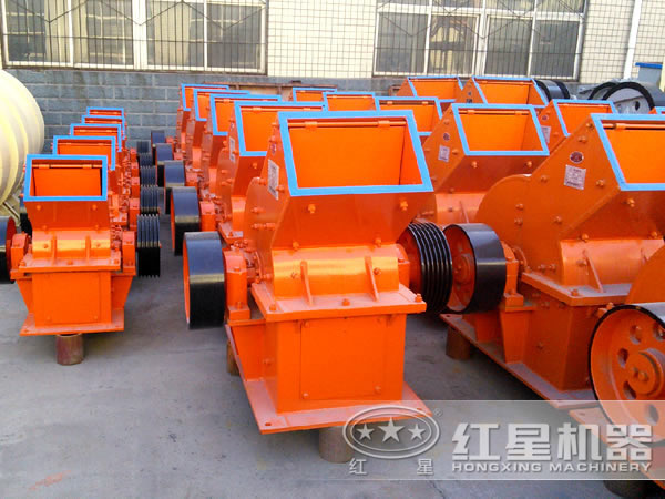 爐渣錘式破碎機(jī)