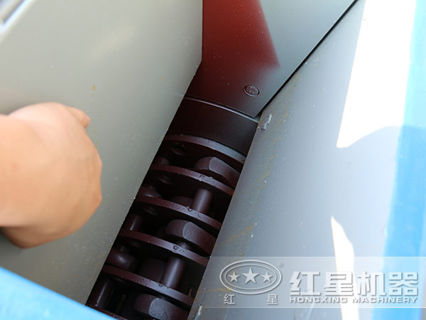 反擊錘式破碎機(jī)細(xì)節(jié)