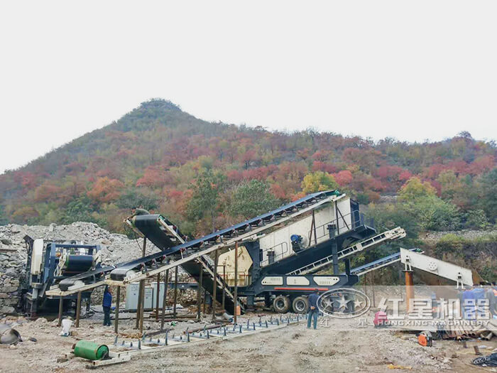 自行式石子破碎機(jī)作業(yè)現(xiàn)場(chǎng)環(huán)保節(jié)能