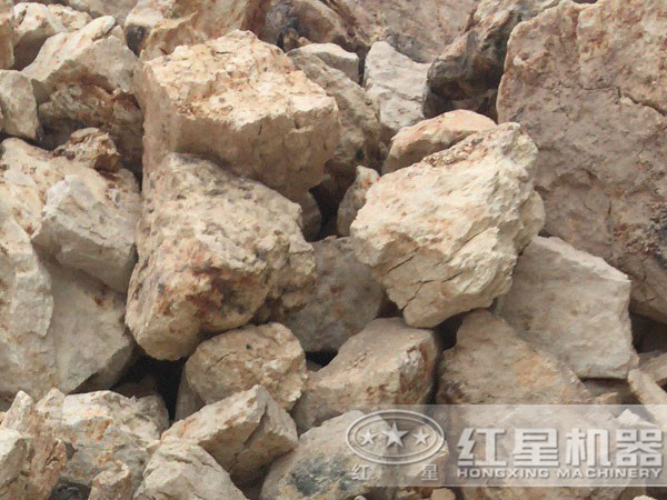 硅灰石磨粉機(jī)的兩種選擇—硅灰石雷蒙磨|硅灰石粉超細(xì)磨