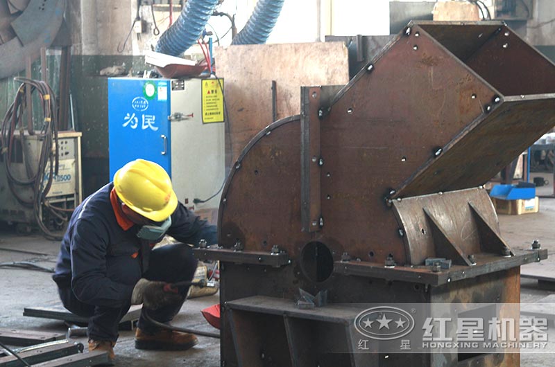 PcΦ800×600錘式破碎機(jī)多少錢(qián)一臺(tái)