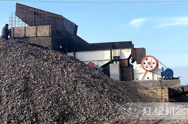 國內(nèi)大型顎式破碎機(jī)推動(dòng)鐵路、公路事業(yè)蓬勃發(fā)展