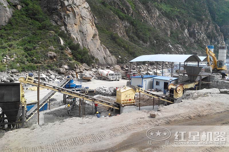 石灰石屬于軟性物料，搭配反擊式破碎機(jī)使用
