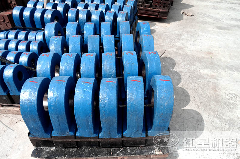 錘式破碎機(jī)錘頭磨損太快怎么辦？錘式破碎機(jī)選擇技巧