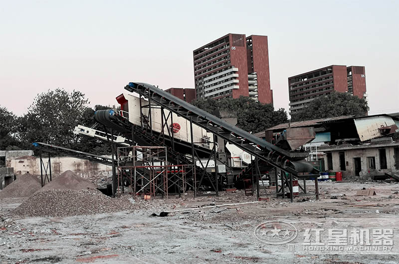 全套建筑垃圾處理方案推出，看移動式破碎機解決垃圾處理難題