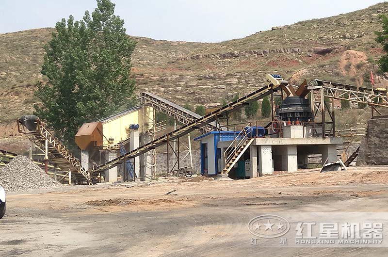石子加工現(xiàn)場實拍圖