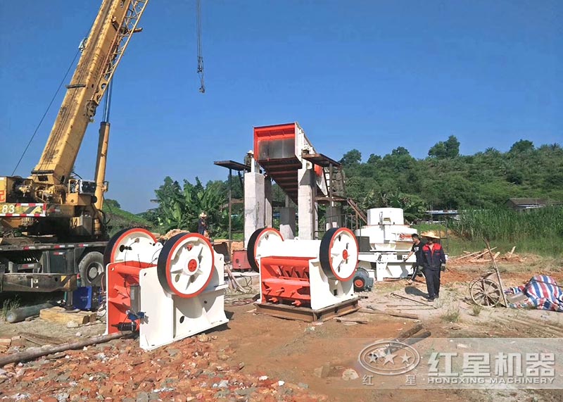 有關(guān)pex250細(xì)顎式破碎機(jī)的